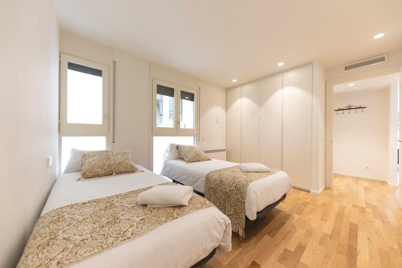 Bravissimo La Rambla Penthouse Apartment ชีโรนา ภายนอก รูปภาพ